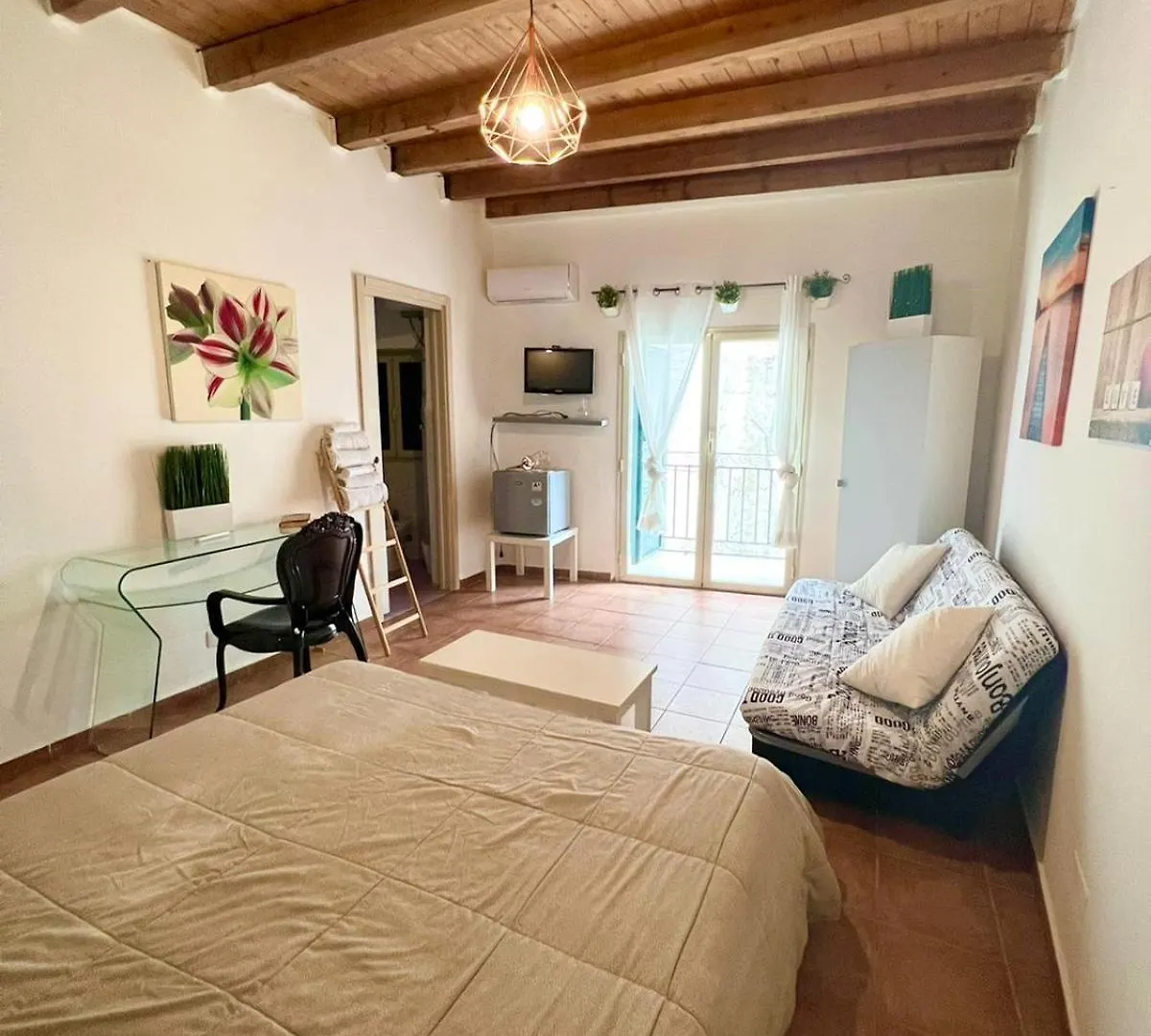 Cassari Room Palermo 0*,